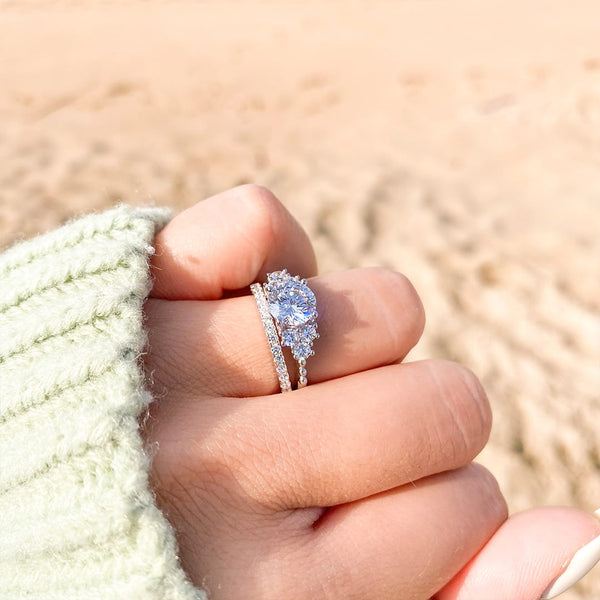 PavΓ© Inlay Wedding Bands: Stones Set Into the Metal