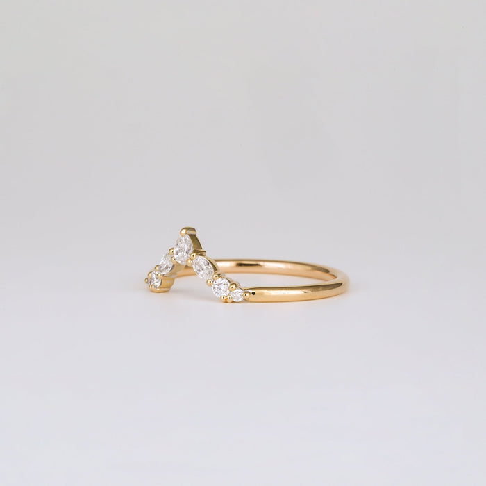 Pear, marquise and round moissanite V shaped band, side view