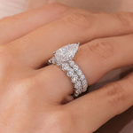 Load image into Gallery viewer, Sparkling Pear Moissanite Pave Halo Ring