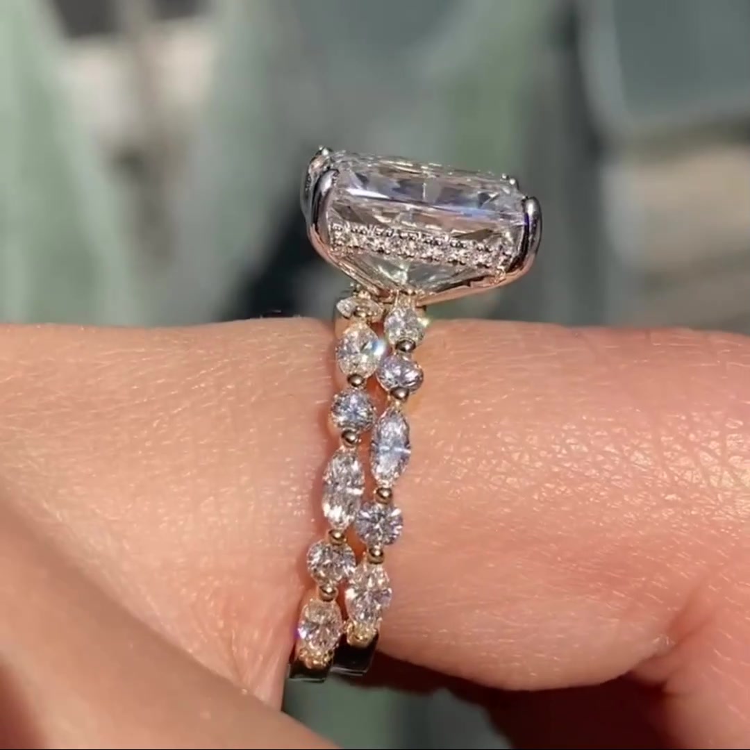 Luxury Moissanite Anniversary Ring