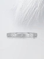 Load image into Gallery viewer, 2.50mm Round Cut Moissanite Flush Set Diamond Wedding Band Mapple Gems