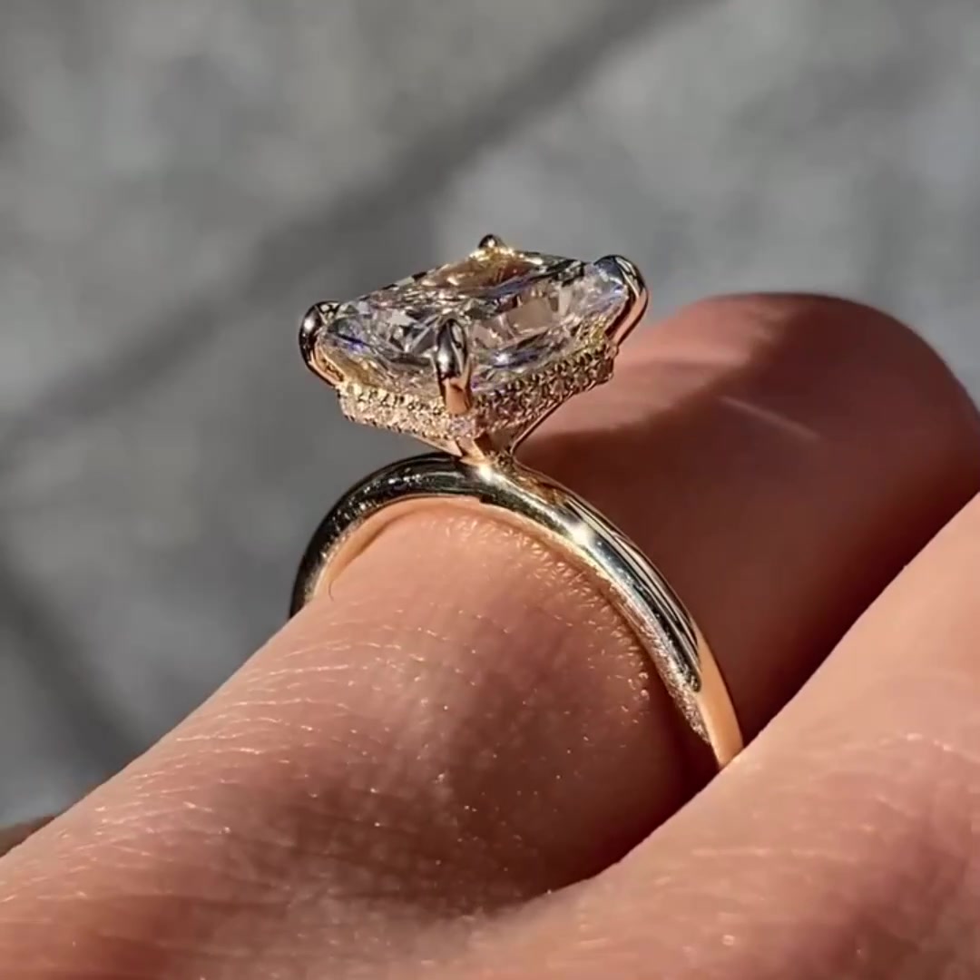 VVS Clarity Radiant Cut Promise Ring