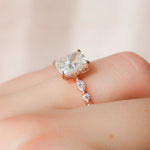Load image into Gallery viewer, Luxury Cushion Cut Wedding Ring