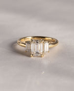 Load image into Gallery viewer, 2.00 CT Emerald Cut Moissanite Engagement Ring