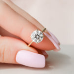 Load image into Gallery viewer, Antique Style Round Moissanite Engagement Ring