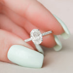 Load image into Gallery viewer, Handmade Oval Diamond Alternative Ring