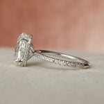 Load image into Gallery viewer, Luxury Oval Cut Engagement Ring
