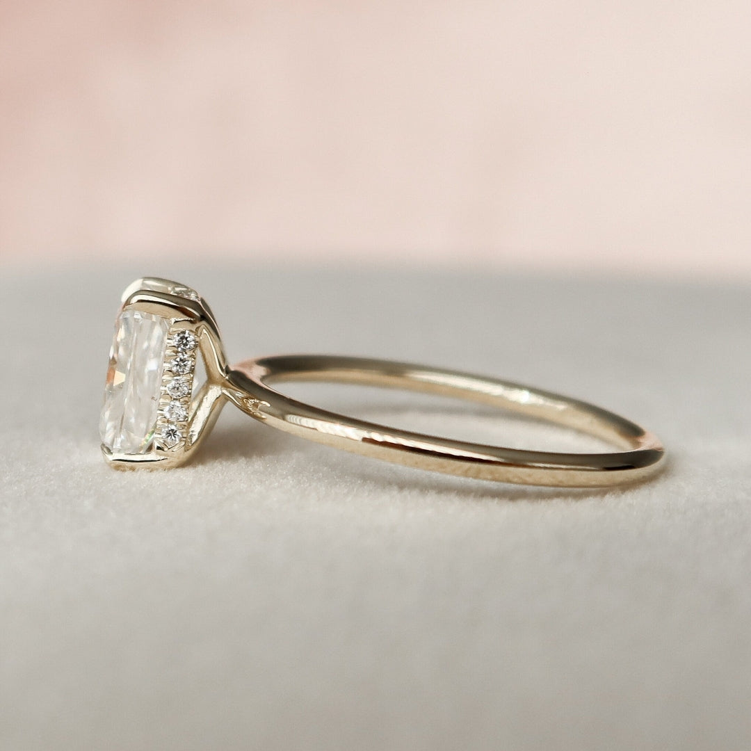 Moissanite 2 CT Radiant Cut Diamond Art Deco Victorian Enagagement Ring Mapple Gems