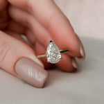 Load image into Gallery viewer, Custom Pear Cut Moissanite Daily Ring
