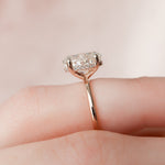 Load image into Gallery viewer, Minimalist Oval Engagement Ring for Women