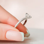 Load image into Gallery viewer, Luxury Bridal Wedding Ring Set in Gold