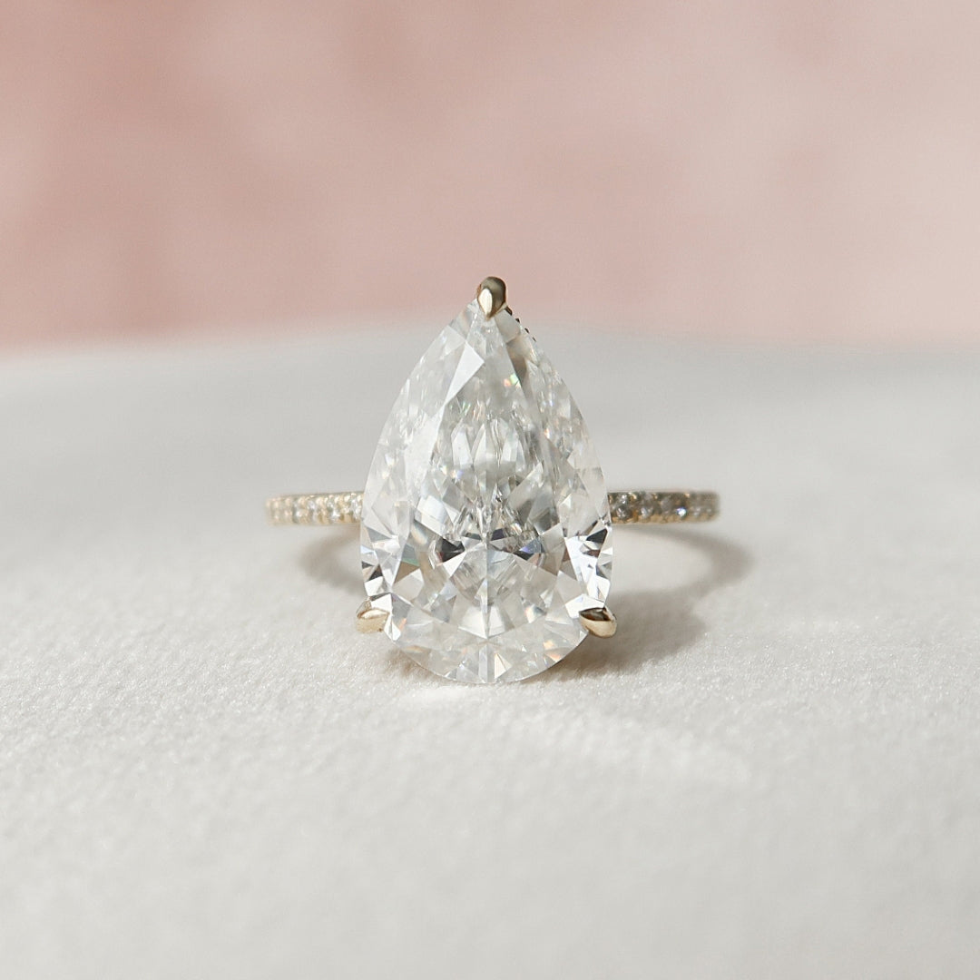 VVS Clarity Pear Cut Moissanite Promise Ring