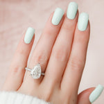 Load image into Gallery viewer, Elegant Pear Shape Moissanite Wedding Ring