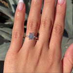 Load image into Gallery viewer, Elegant Three Stone Promise Ring