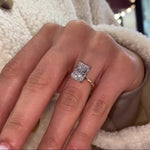 Load image into Gallery viewer, VVS Clarity Radiant Cut Promise Ring