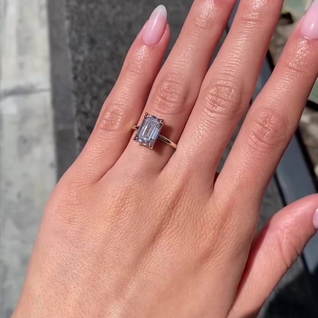 Elegant Emerald Shape Promise Ring