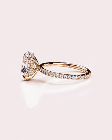 Solid Gold Oval Cut Wedding Ring for Women
