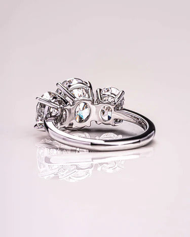 Classic Oval Trio Bridal Ring