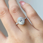 Load image into Gallery viewer, Conflict‑Free Oval Cut Anniversary Ring