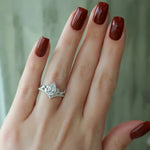 Load image into Gallery viewer, Luxury Cluster Moissanite Bridal Ring