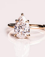 Load image into Gallery viewer, Sparkling VVS Clarity Moissanite Ring