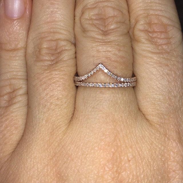 0.15 CTW Round Brilliant Cut Curved Eternity Wedding Band Mapple Gems