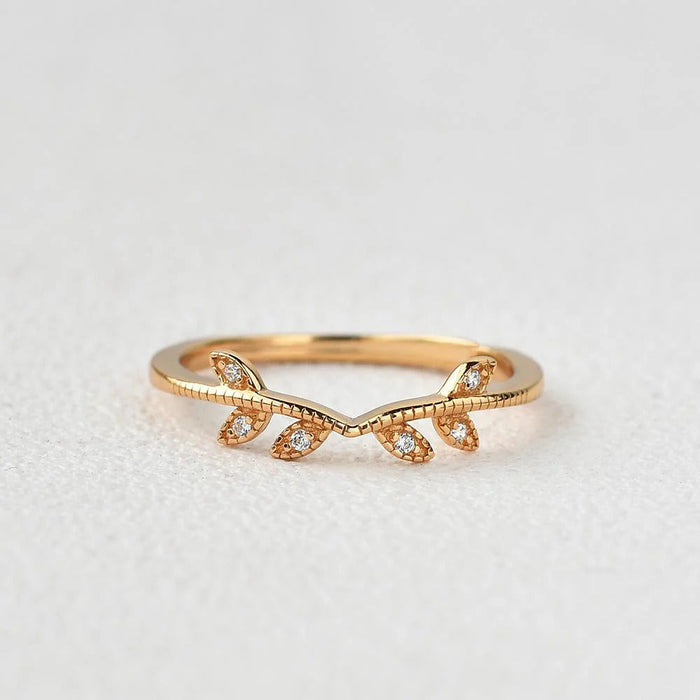 Round Brilliant Cut Curved Vintage Style Bridal Wedding Band Mapple Gems