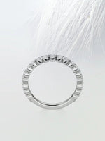 Load image into Gallery viewer, Round Cut Moissanite Shared Prong Diamond Wedding Band in Gold Mapple Gems