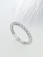 Load image into Gallery viewer, Round Cut Moissanite Shared Prong Diamond Wedding Band in Gold Mapple Gems