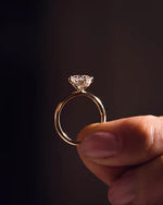 Load image into Gallery viewer, Handmade Minimalist Round Cut Ring