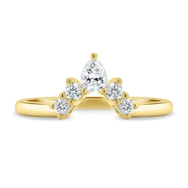 Curved accent band ring side view