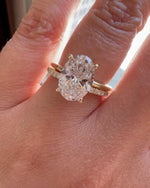 Load image into Gallery viewer, 3 CT Oval Moissanite Engagement Ring Set