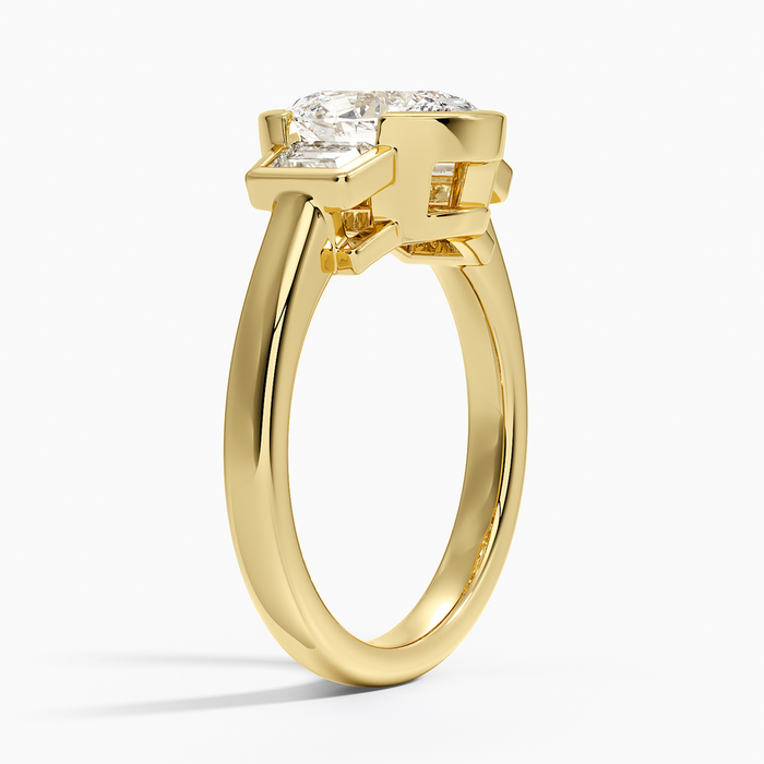 Side view showing the squared bezel collets holding each baguette