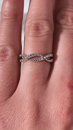 Load and play video in Gallery viewer, 0.40 TCW Round Cut Lab Grown Diamond Wedding Band Gift For Her