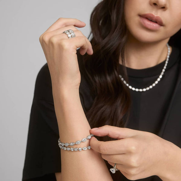 Buying Jewellery for a Wedding Party