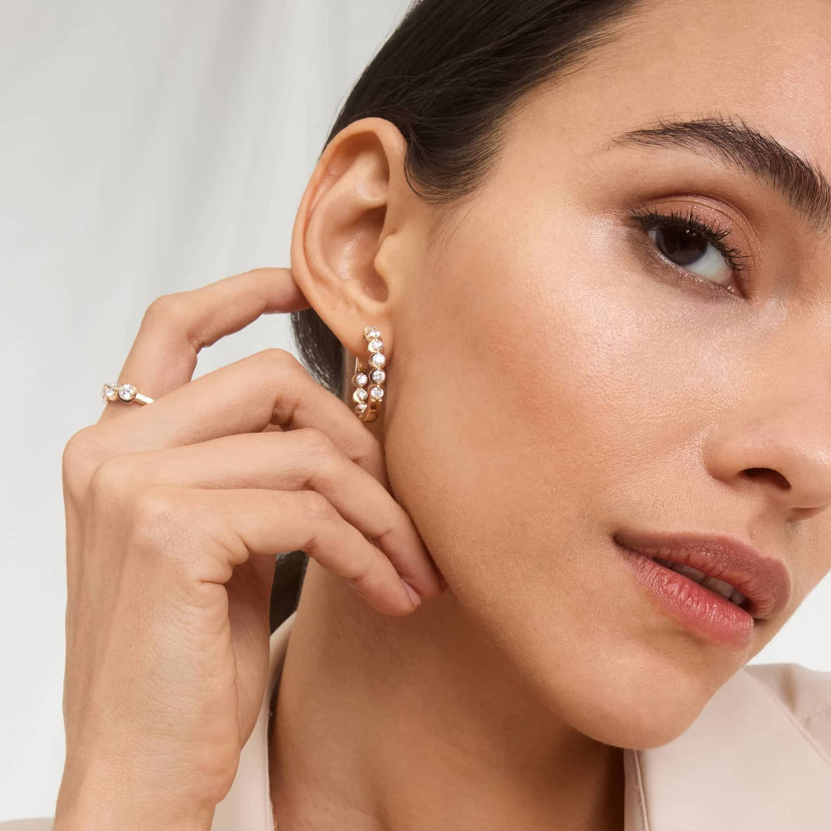 What Are Huggie Earrings?