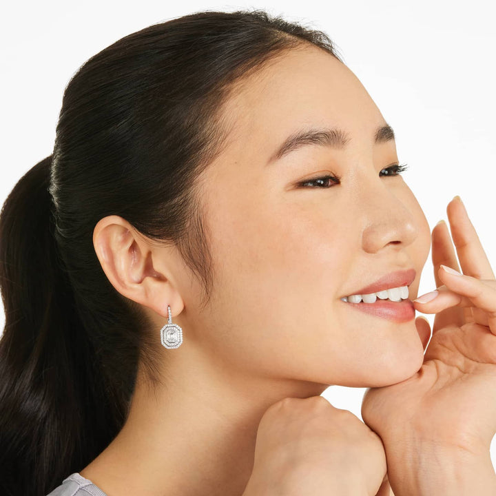 Emerald Cut Earrings: The Quiet Sparkle, and Who It Suits