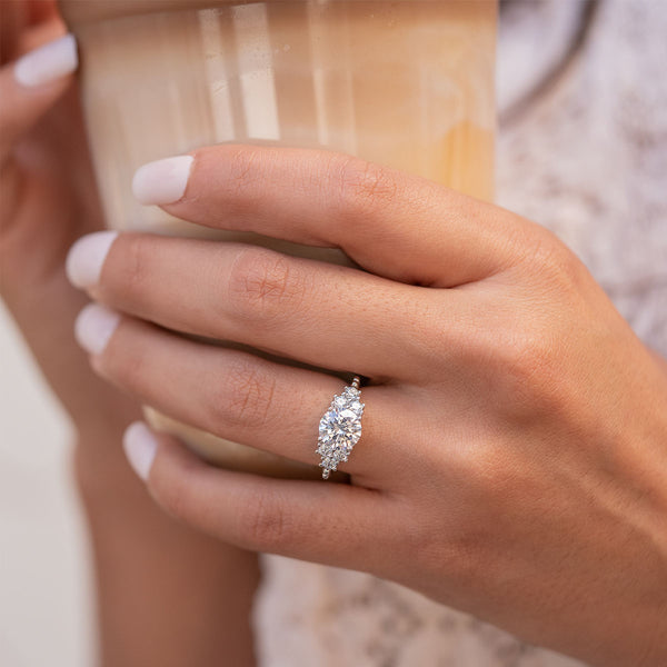 New Year's Eve Jewelry: How to Sparkle at Midnight