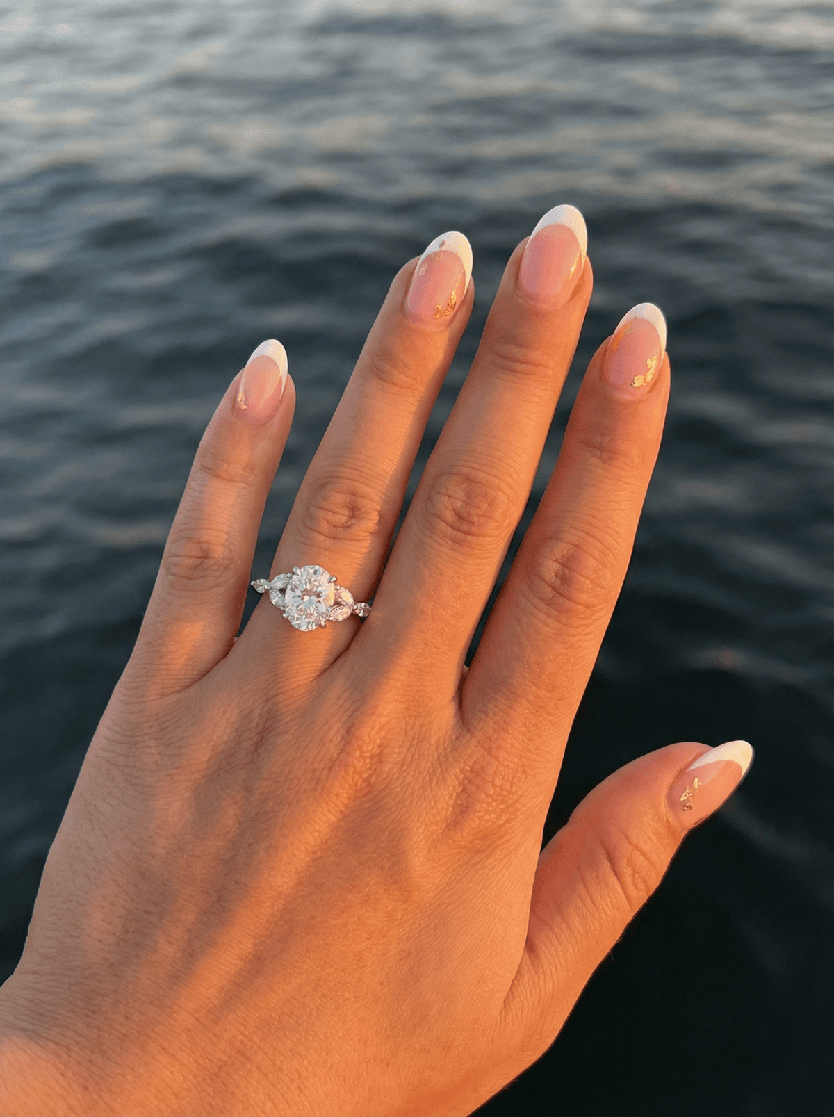 Choosing Jewelry for a Long-Distance Relationship