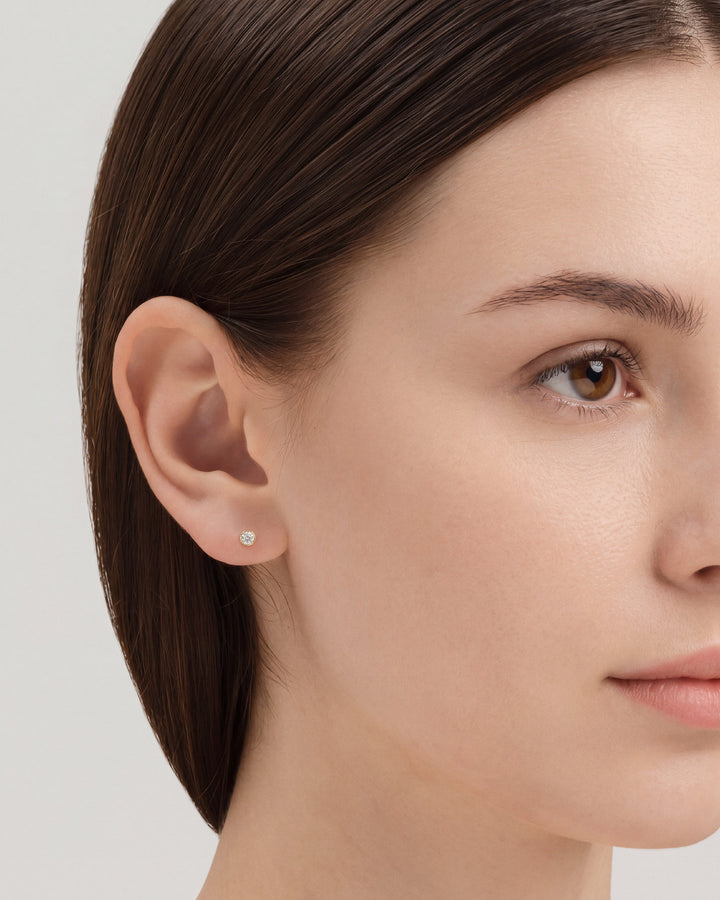 3-Prong, 4-Prong or Bezel Studs: Which Holds Best, and Which Looks Biggest