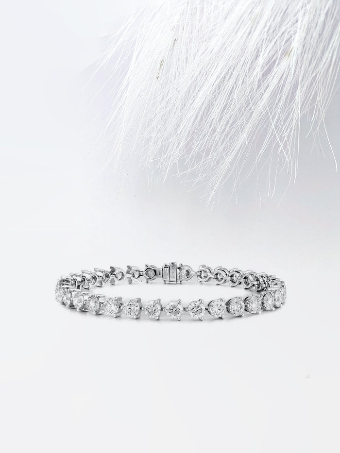 4.5mm Round Three Prong Moissanite Tennis Bracelet image 1