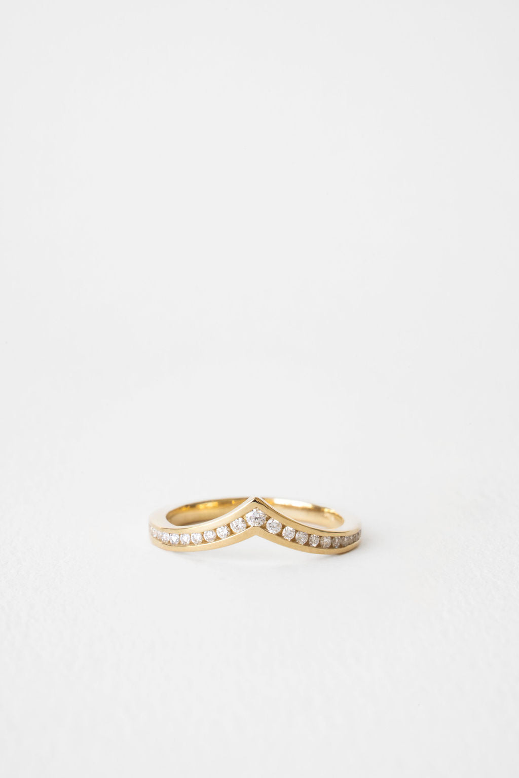 Round curved V shaped channel set lab grown diamond wedding band
