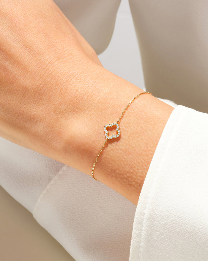 Clover Moissanite Bracelet image 2