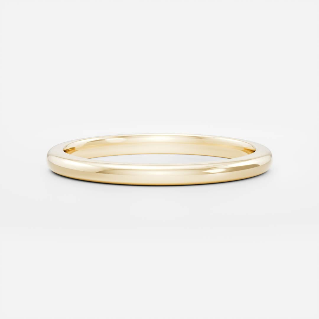 Plain classic wedding band in yellow gold, front view