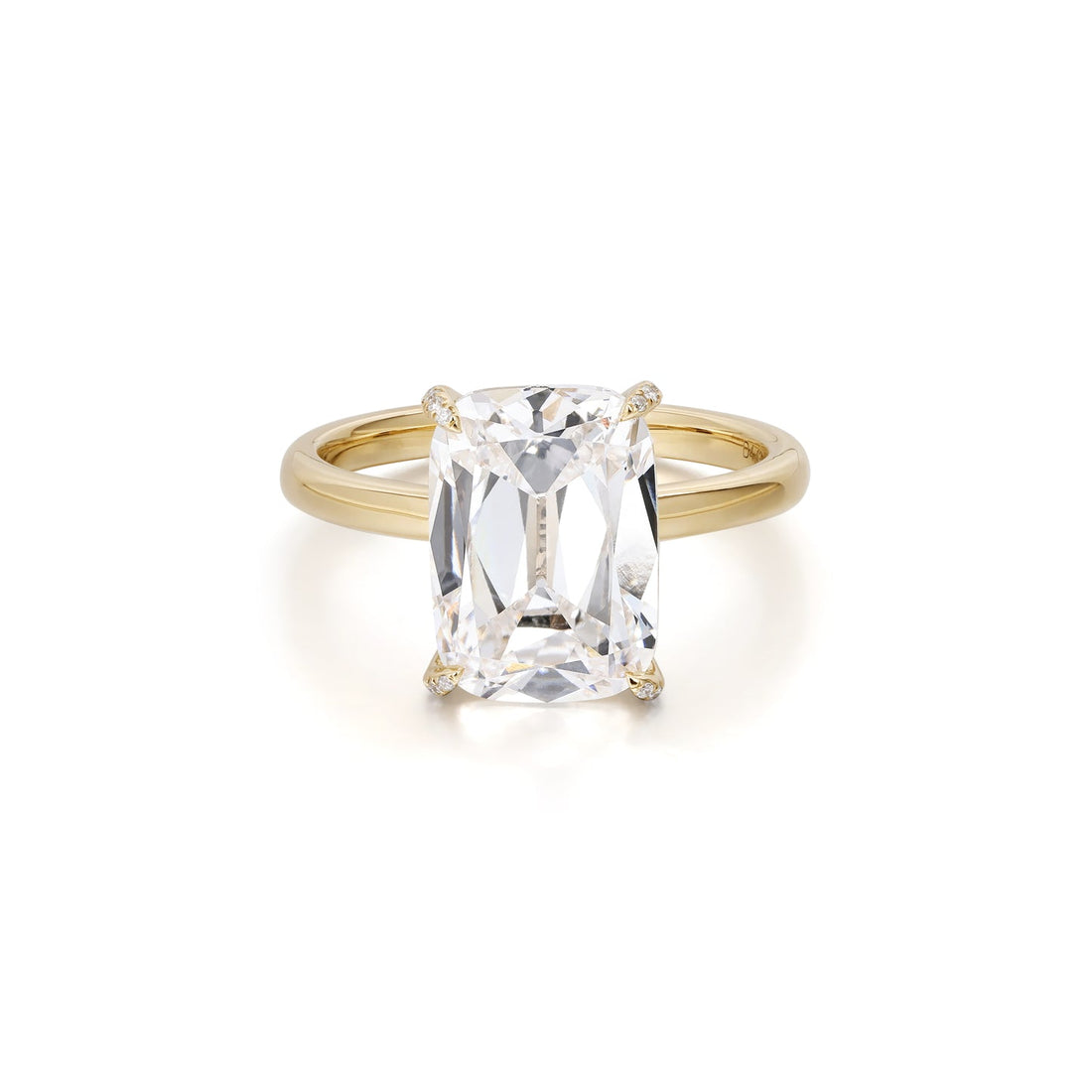 Old mine cut lab grown diamond ring with diamond set claws in 14K yellow gold
