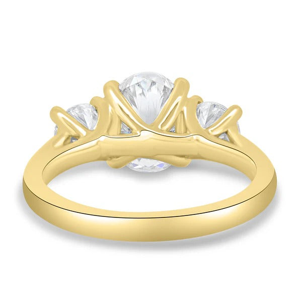 Oval diamond trilogy ring with round sides side profile