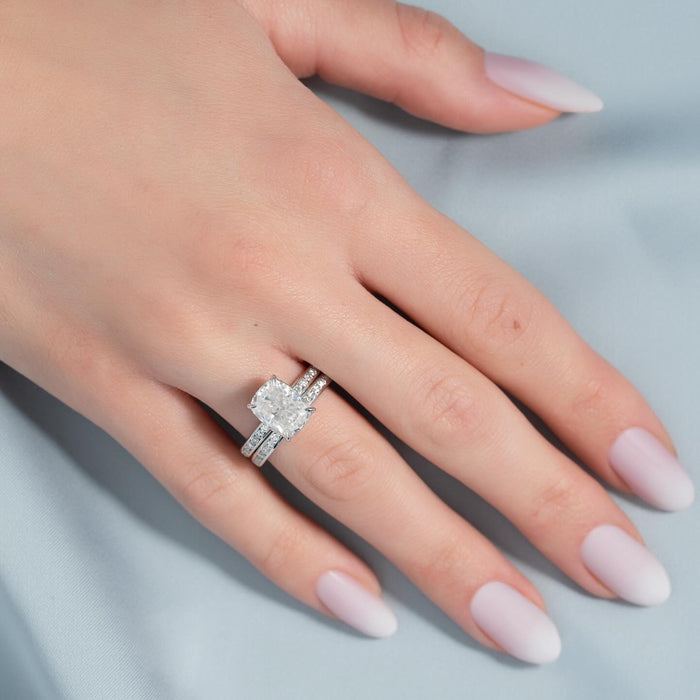 Profile of the bridal set showing the hidden halo and both pave set bands