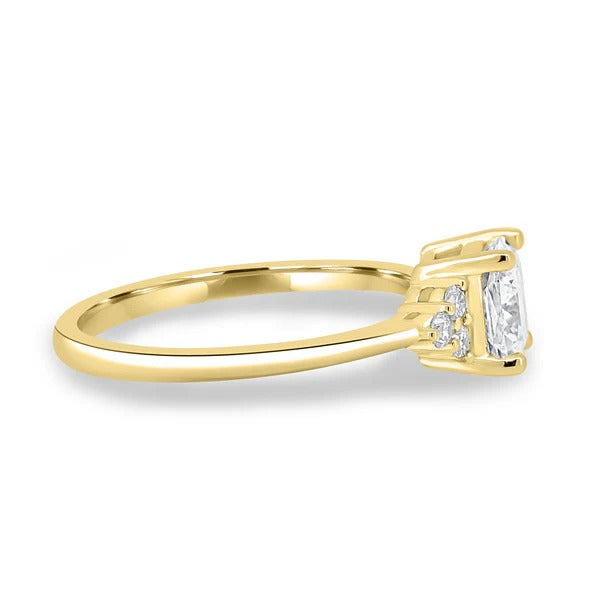 Trefoil cluster of three round accent diamonds detail