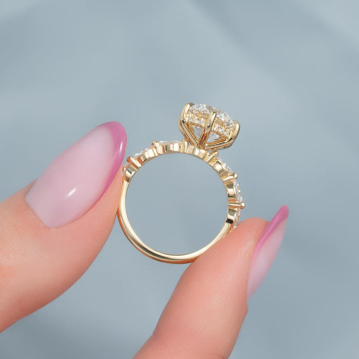 View through the band showing eight claws, hidden halo and marquise accents