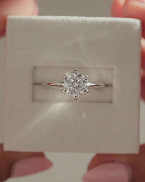 Round lab grown diamond knife edge band ring side profile